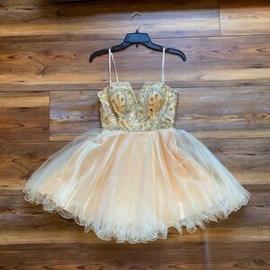 Dave & Johnny Homecoming Prom Formal Short Dress